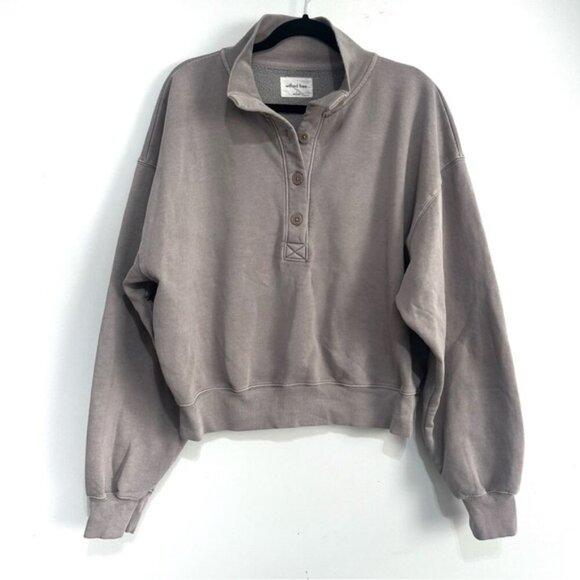 Aritzia Tops - Aritzia Wilfred Free Fleece Button Sweatshirt in Faded Gull Grey size 3